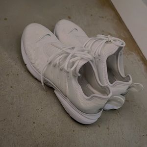 White Nike Women’s Sneakers
